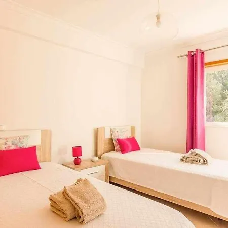 Apartamento Albufeira Old Town Two Bedroom Apartment Center