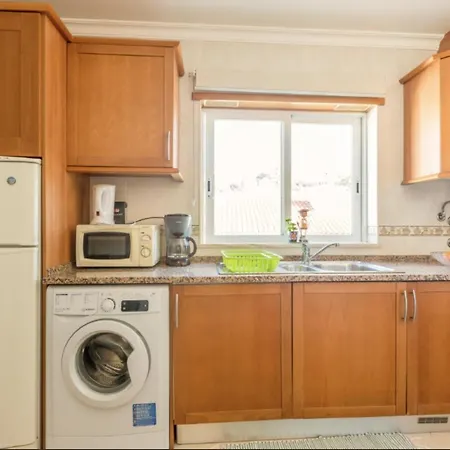 Albufeira Old Town Two Bedroom Apartment Center *