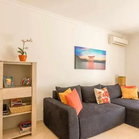 Albufeira Old Town Two Bedroom Apartment Center البوفيرا