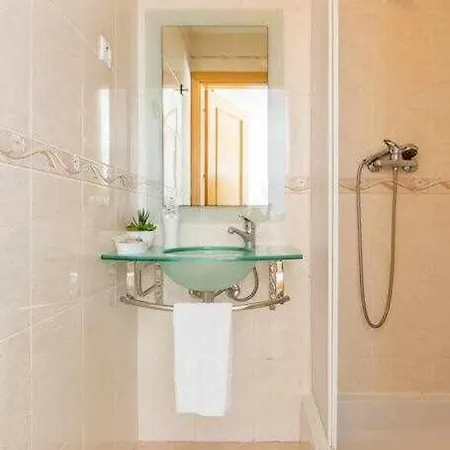 Albufeira Old Town Two Bedroom Apartment Center شقة البوفيرا