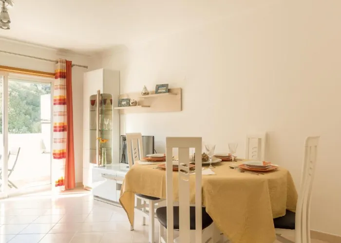 Albufeira Old Town Two Bedroom Apartment Center * Albufeira